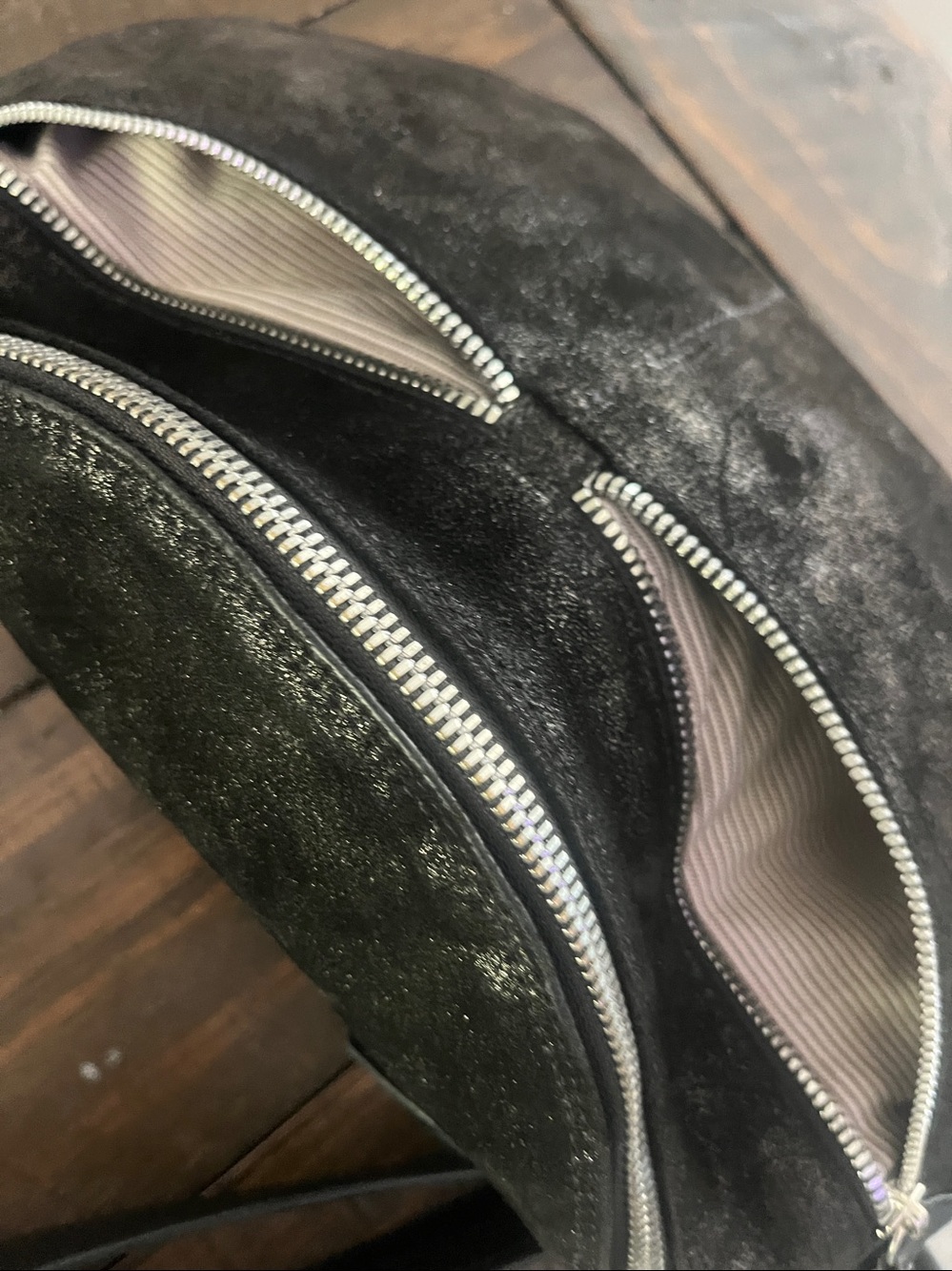 ALEMBIKA On The Go Leather Shimmer Sling Crossbody Bag - Picture 13 of 16